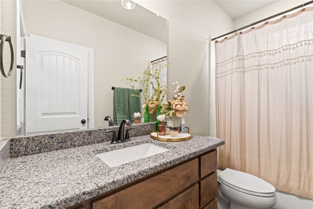 916 Silverleaf Drive, Weatherford, TX 76085