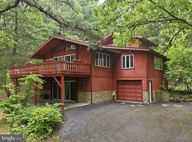 701 WATERCREST AVE, Effort, PA 18330