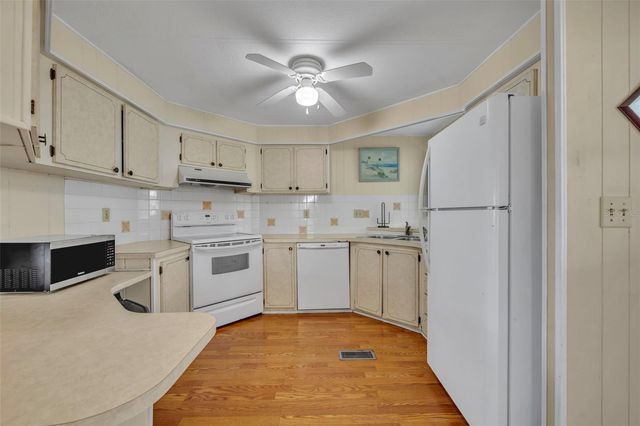 278 KELOU COURT, Leesburg, FL 34788