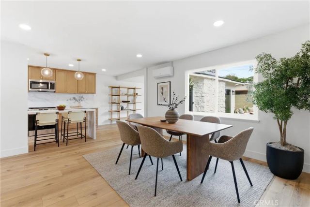 1433 W Saint Andrew, Santa Ana, CA 92704