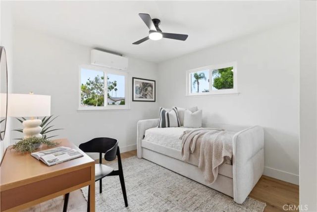 1433 W Saint Andrew, Santa Ana, CA 92704