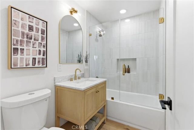 1433 W Saint Andrew, Santa Ana, CA 92704