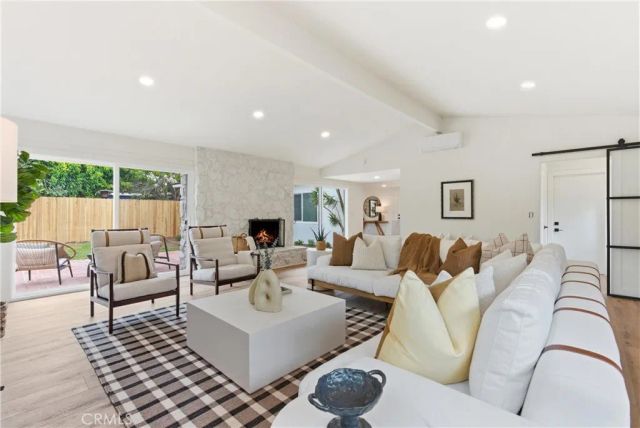 1433 W Saint Andrew, Santa Ana, CA 92704