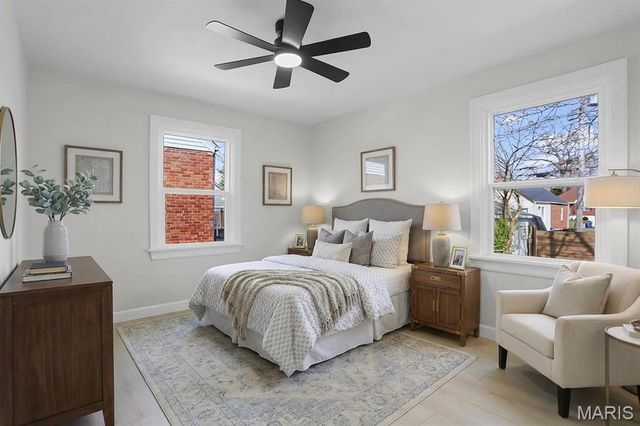 8636 Charlton Lane, Affton, MO 63123