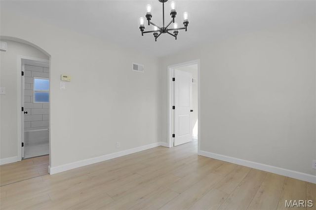 8636 Charlton Lane, Affton, MO 63123
