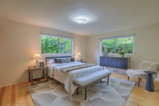 521 Webber Street, Santa Fe, NM 87505