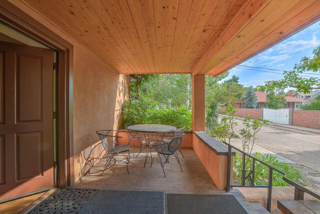 521 Webber Street, Santa Fe, NM 87505