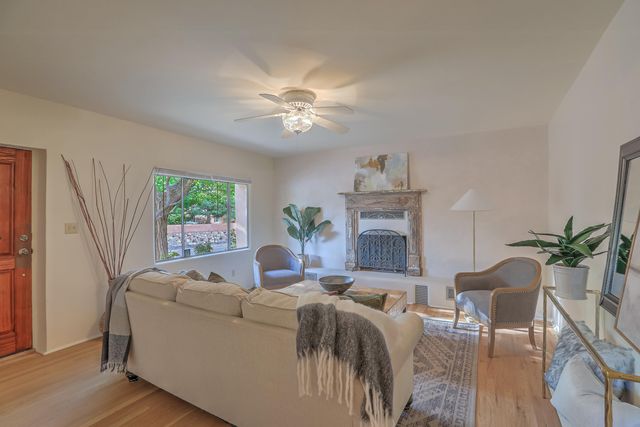 521 Webber Street, Santa Fe, NM 87505