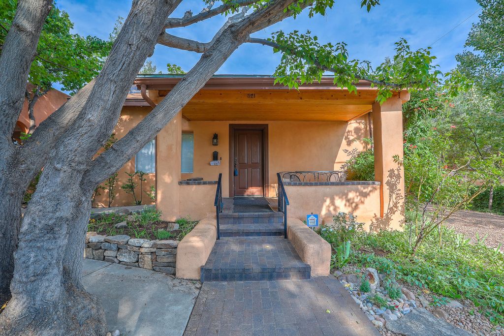 Image 1 of property listing at 521 Webber Street, Santa Fe, NM 87505