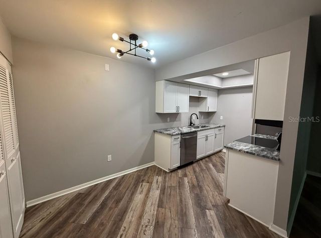 5800 HOLLYWOOD BOULEVARD 324, Sarasota, FL 34231