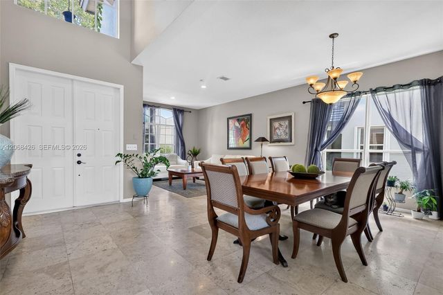 600 SW 167th Way, Pembroke Pines, FL 33027