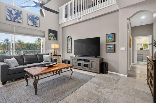 600 SW 167th Way, Pembroke Pines, FL 33027