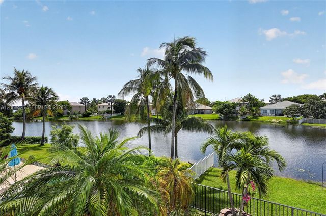 600 SW 167th Way, Pembroke Pines, FL 33027
