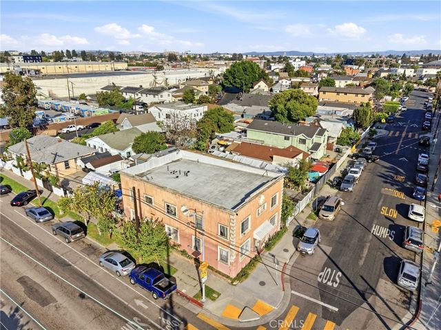 901 E 33rd, Los Angeles, CA 90011