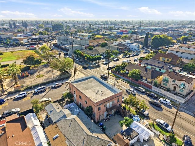 901 E 33rd, Los Angeles, CA 90011