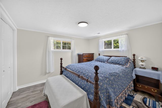 74 Farmer Rd, Crossville, TN 38571