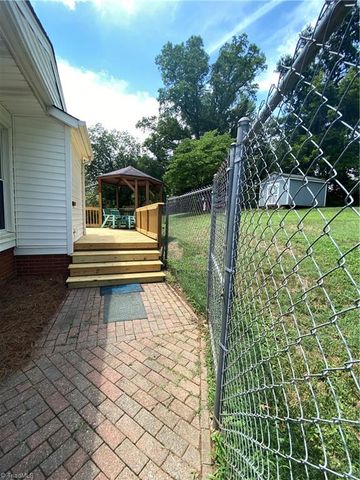 1112 Green Street, Reidsville, NC 27320
