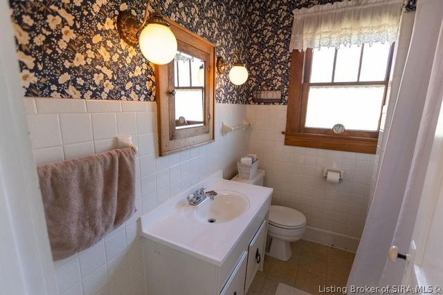 1006 Indiana Avenue, New Albany, IN 47150