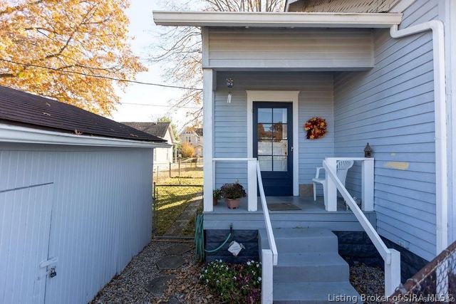 1006 Indiana Avenue, New Albany, IN 47150