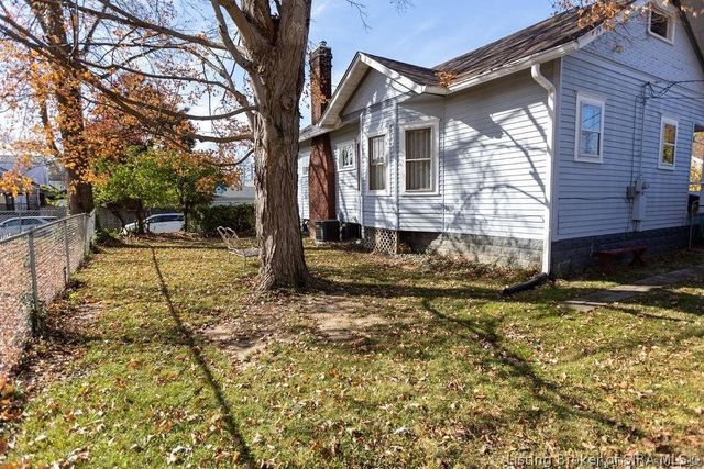 1006 Indiana Avenue, New Albany, IN 47150