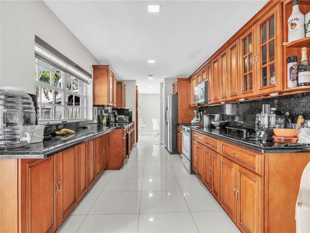 13231 SW 68th Street, Miami, FL 33183