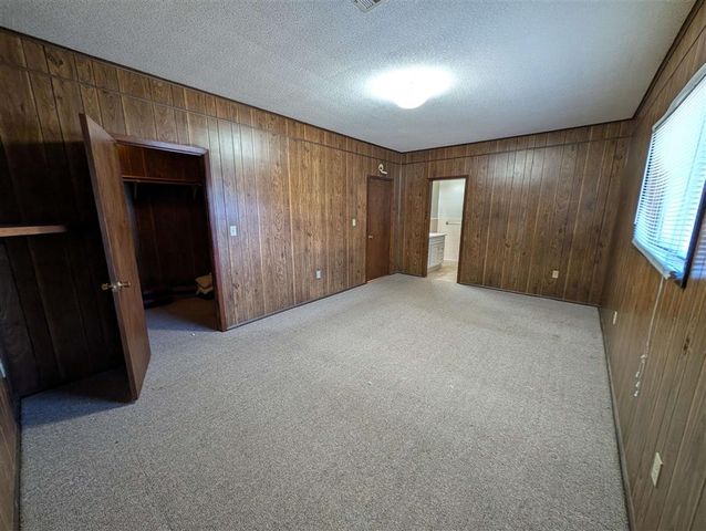 811 Schriever Street, Jennings, LA 70546