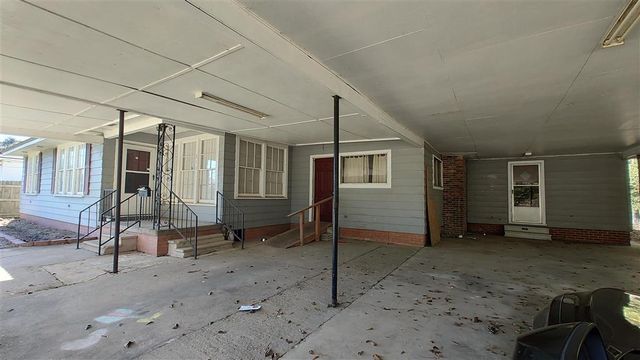 811 Schriever Street, Jennings, LA 70546