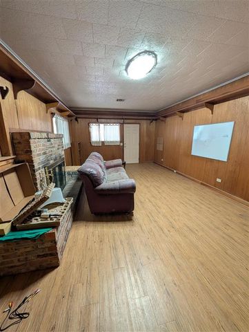 811 Schriever Street, Jennings, LA 70546