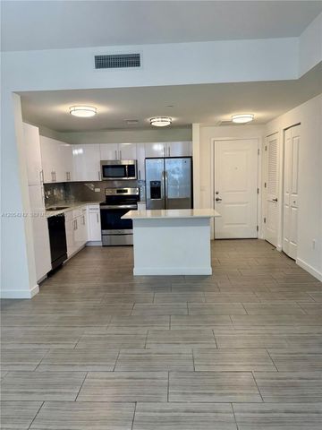 1776 Polk St 705, Hollywood, FL 33020