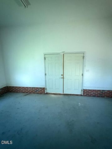 210 Donnibrook Run, Fuquay Varina, NC 27526