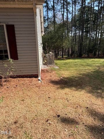 210 Donnibrook Run, Fuquay Varina, NC 27526