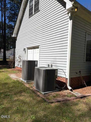 210 Donnibrook Run, Fuquay Varina, NC 27526