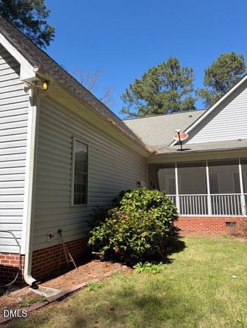 210 Donnibrook Run, Fuquay Varina, NC 27526