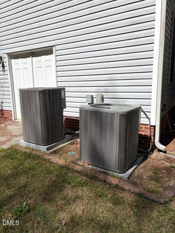 210 Donnibrook Run, Fuquay Varina, NC 27526