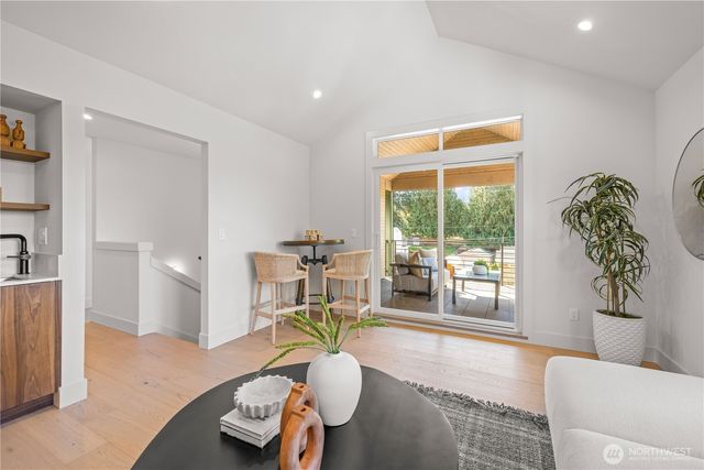 3020 NE 95th, Seattle, WA 98115