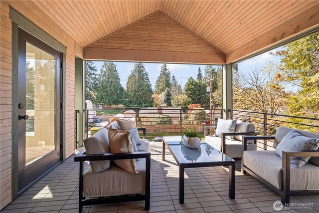 3020 NE 95th, Seattle, WA 98115