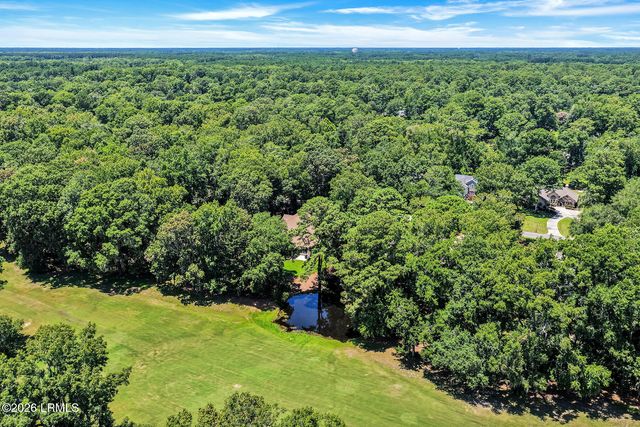 35 Greenwood Drive, Bluffton, SC 29910