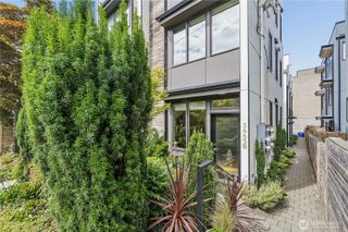 3665 Interlake Avenue N #B, Seattle, WA 98103