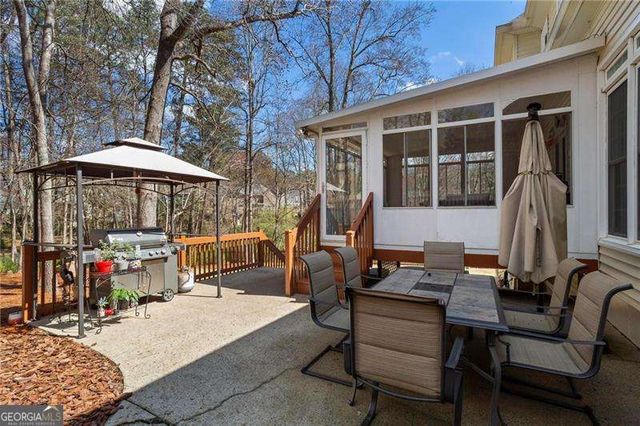 506 Broadstone Lane NW, Acworth, GA 30101