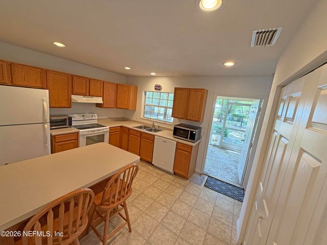 22921 SE 60TH Lane, Hawthorne, FL 32640