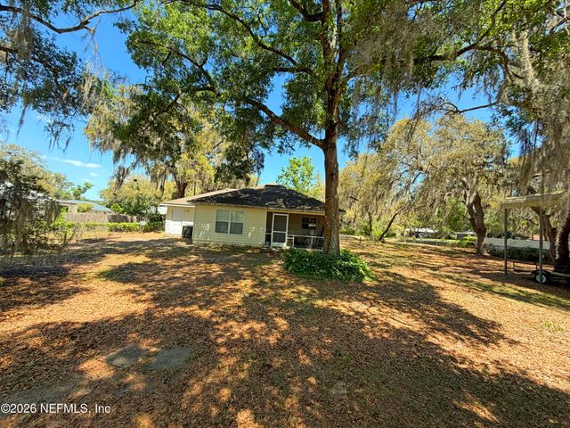 22921 SE 60TH Lane, Hawthorne, FL 32640