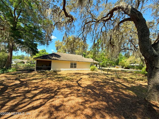 22921 SE 60TH Lane, Hawthorne, FL 32640