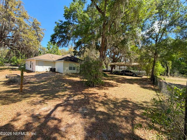 22921 SE 60TH Lane, Hawthorne, FL 32640
