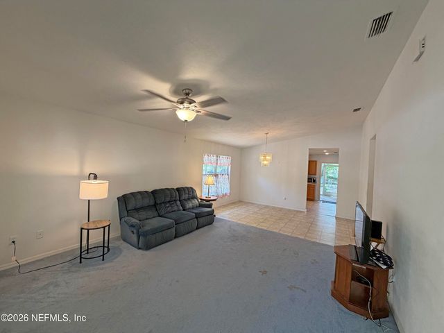 22921 SE 60TH Lane, Hawthorne, FL 32640