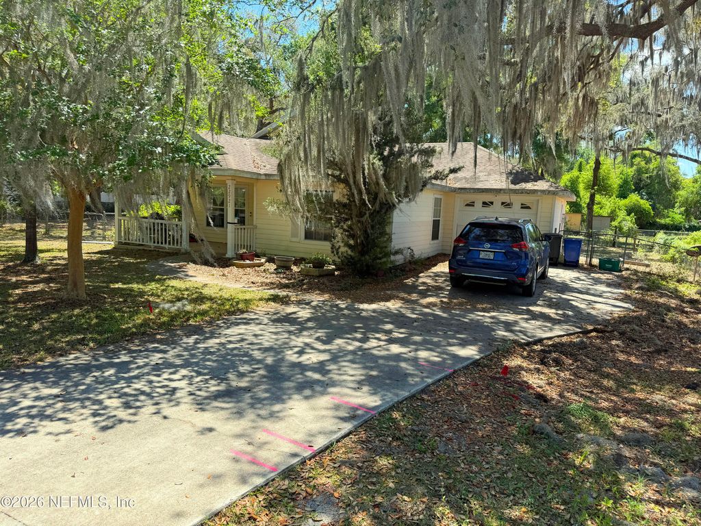 22921 SE 60TH Lane, Hawthorne, FL 32640