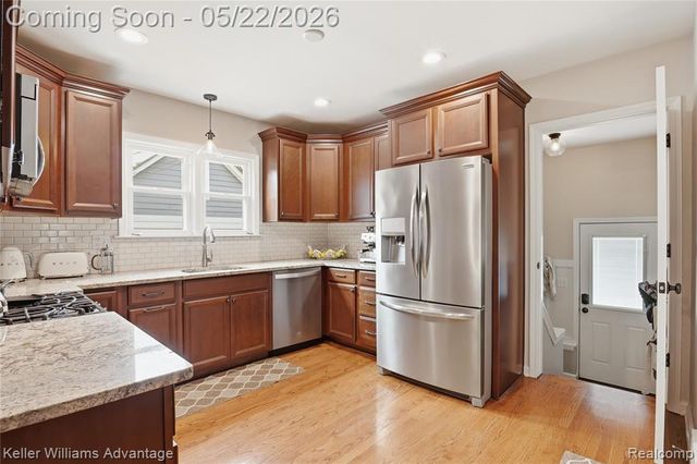 575 N Evergreen Street, Plymouth, MI 48170