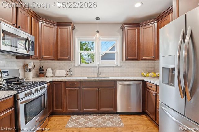 575 N Evergreen Street, Plymouth, MI 48170