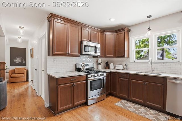575 N Evergreen Street, Plymouth, MI 48170