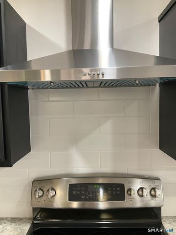 467 Whalley Avenue APT L, New Haven, CT 06511