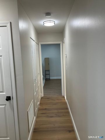 467 Whalley Avenue APT L, New Haven, CT 06511